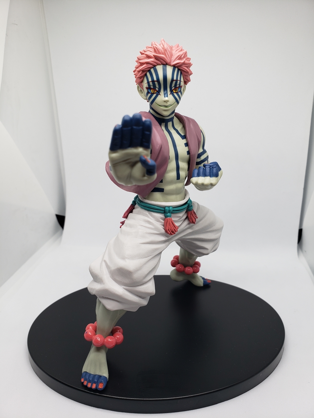 Akaza Vibration Stars Demon Slayer Figure / Figurine - Picture 1 of 6